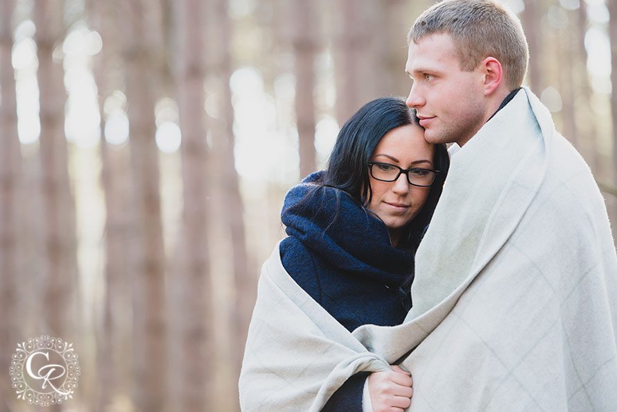 Belleville_Country_Winter_Engagement_Photography-04